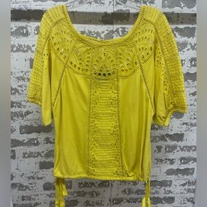 Chic Yellow Eyelet Blouse Size XS